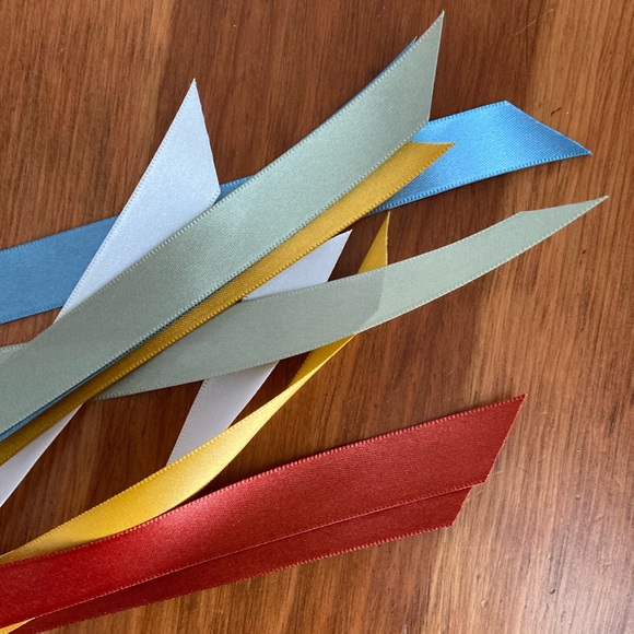 Waldorf Hand Kite - Picture 4 of 4